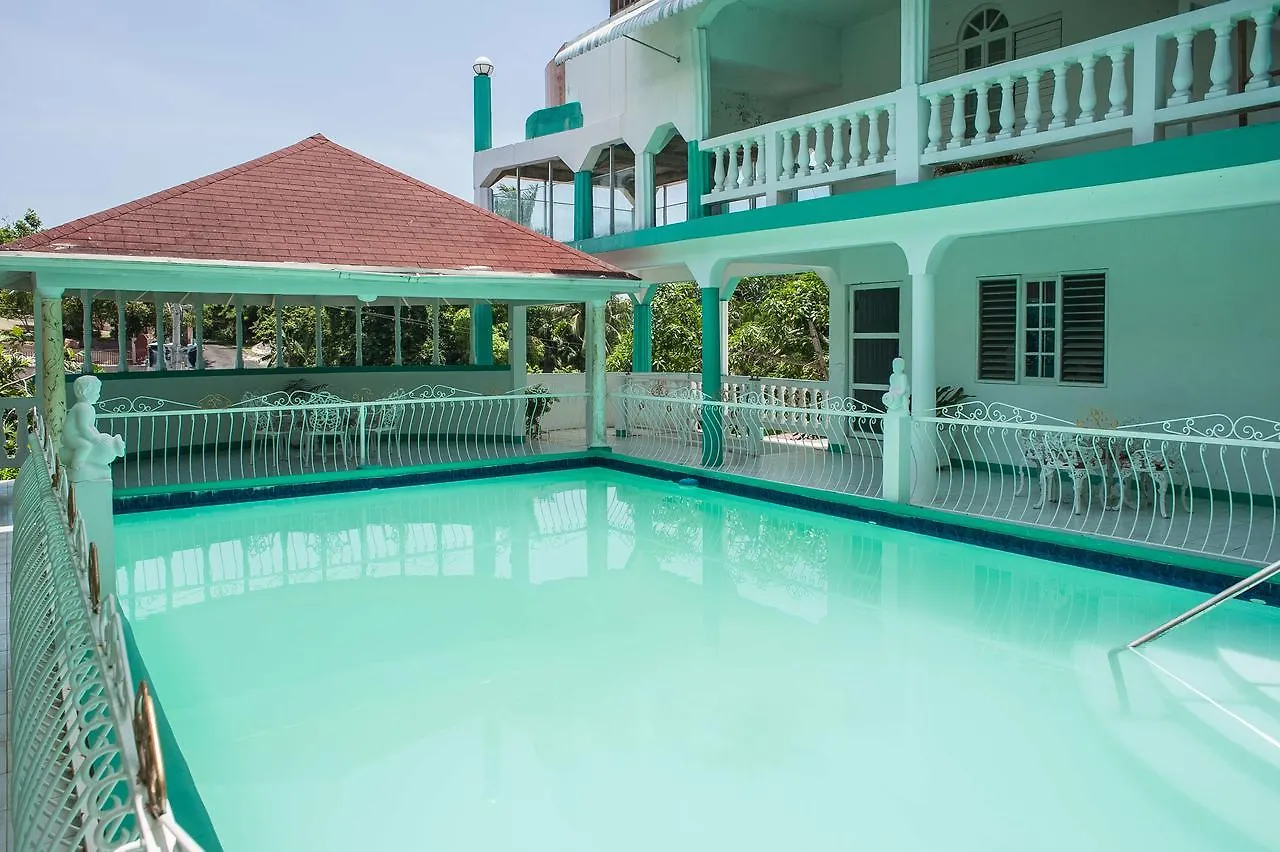 Diamond Villa Guest House Montego Bay