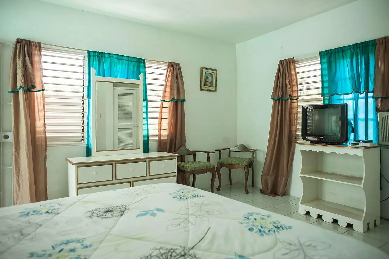 Hotel Diamond Villa Guest House Montego Bay Jamaica