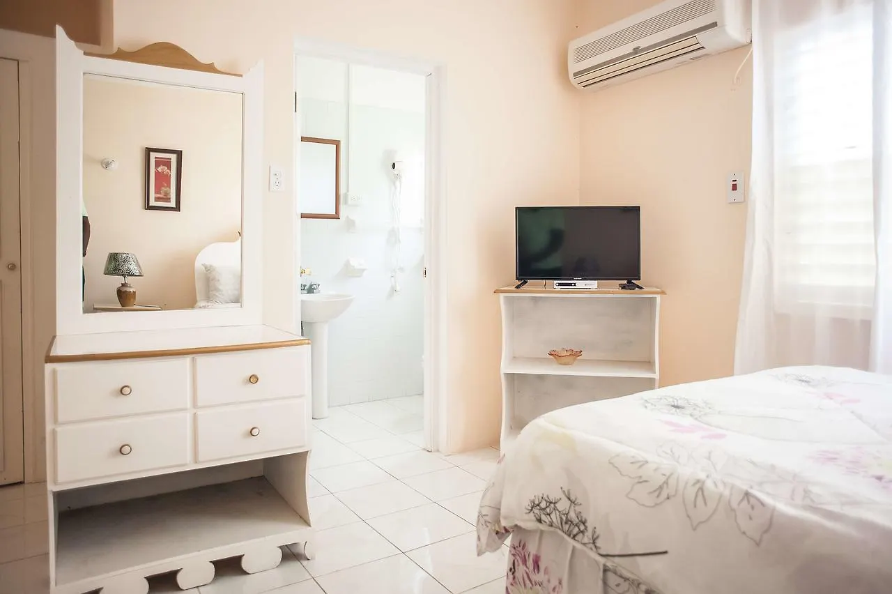 Diamond Villa Guest House Montego Bay Jamaica