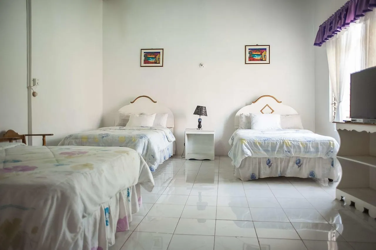 Diamond Villa Guest House Montego Bay Jamaica